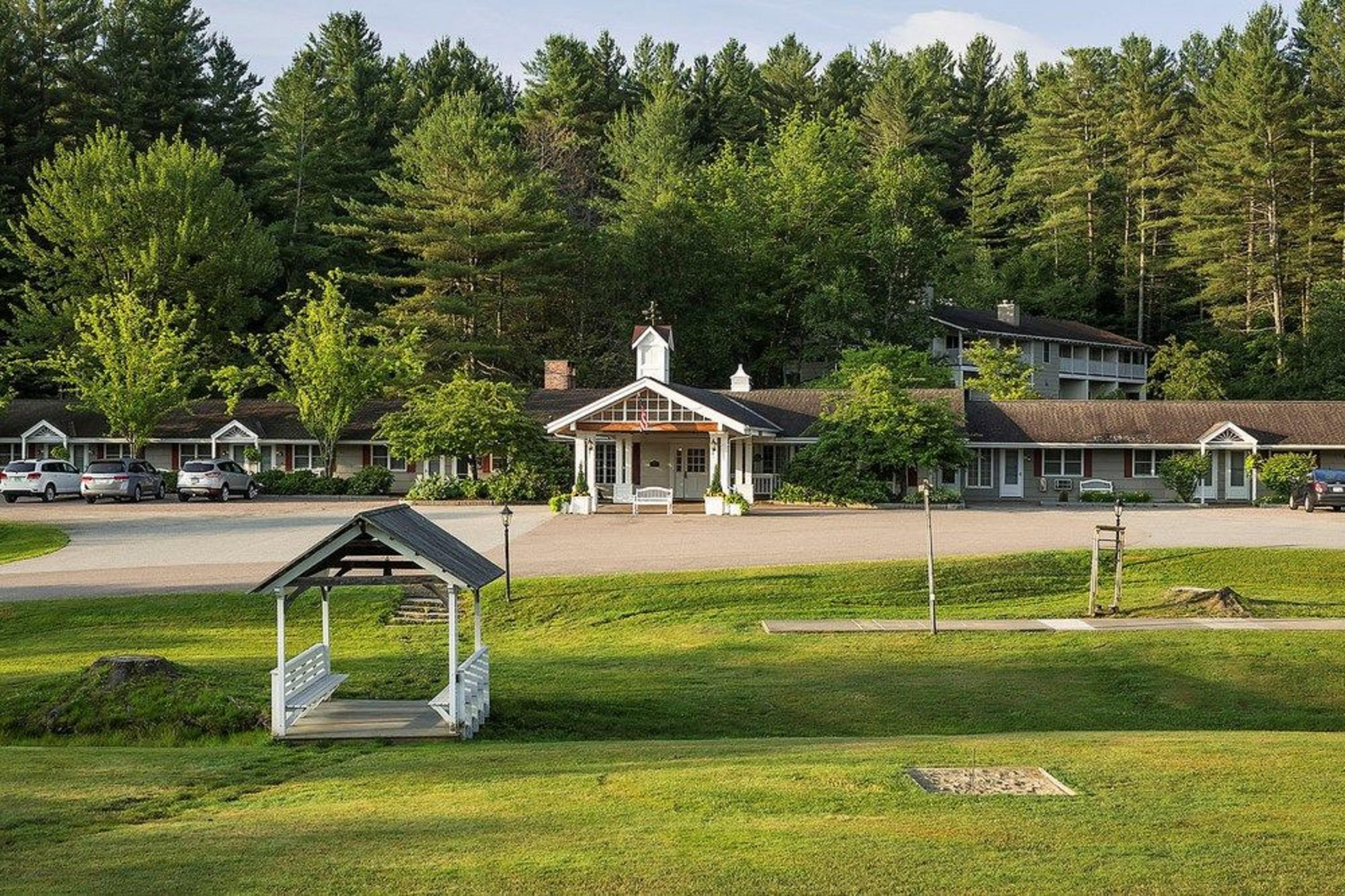 Bluebird Cady Hill Lodge Stowe Esterno foto